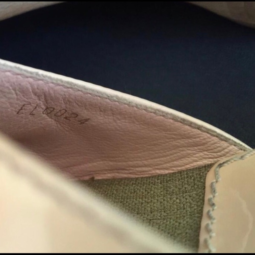 Authentic Louis Vuitton mules/ slides - Picture 3 of 4